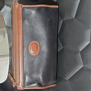 Vintage Gucci leather dock kit